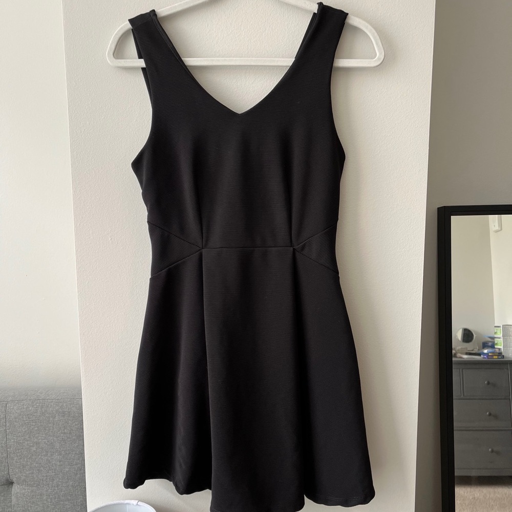 Monteau Los Angeles black fit & flare dress